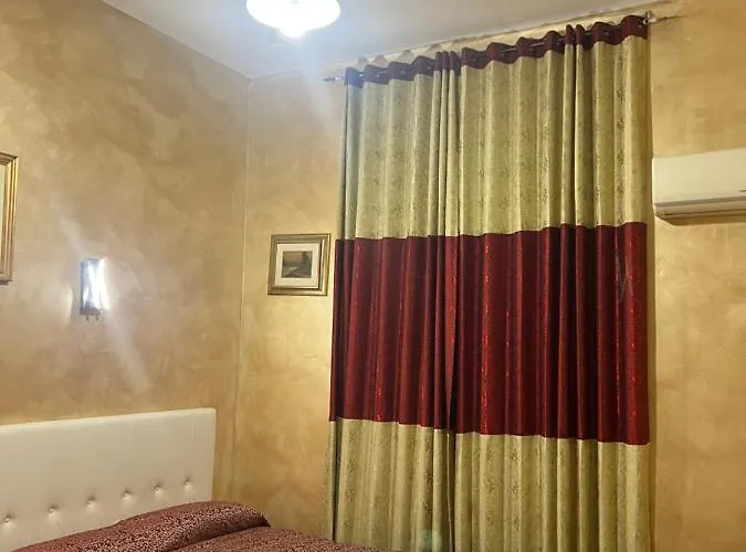 Pensión Roma Guest House